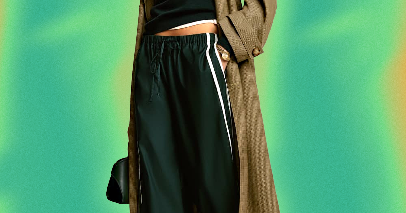 24 Best Stylist & Comfortable Travel Pants For Women