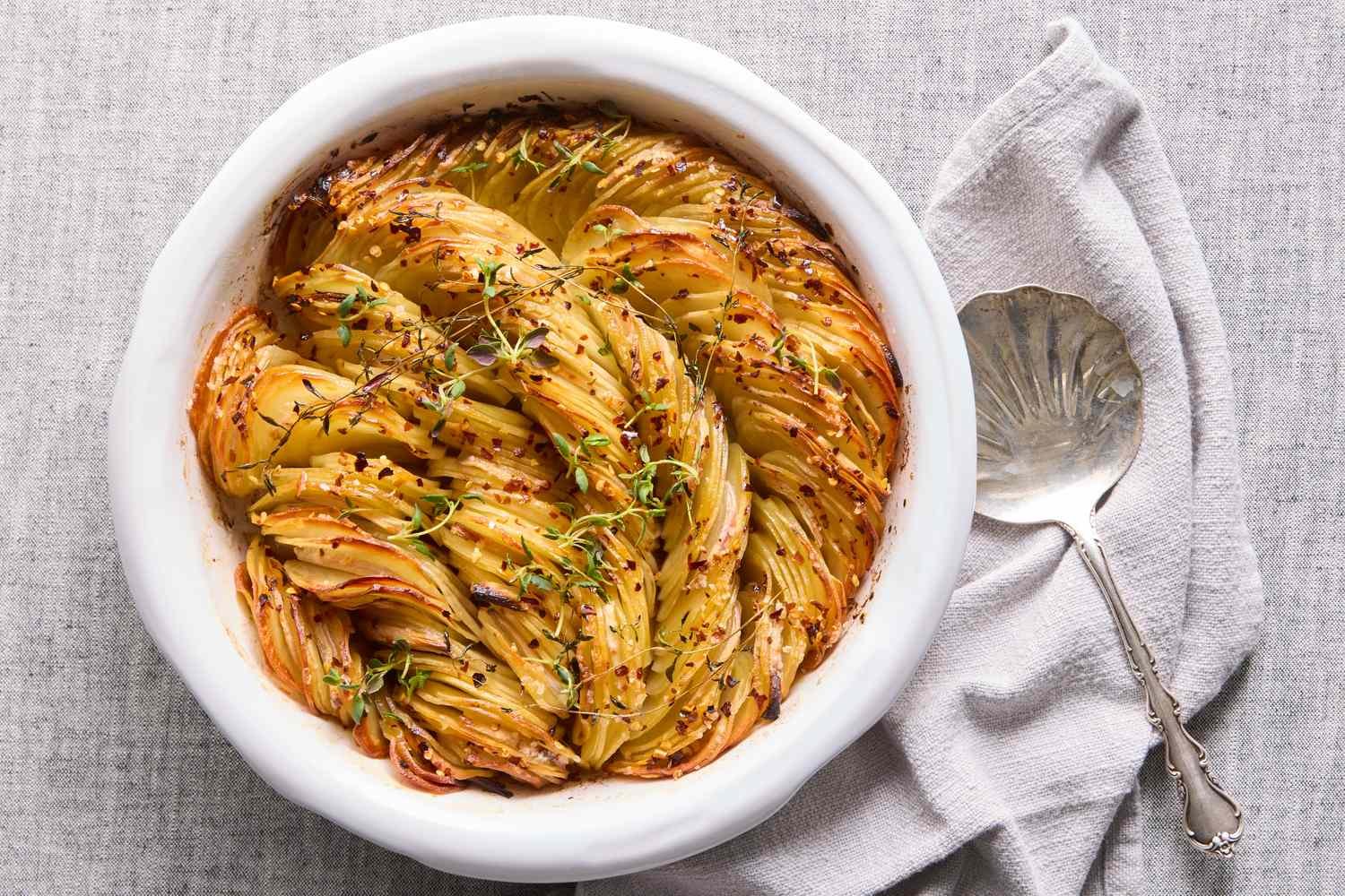 Crispy Potato Roast Recipe (With Video)
