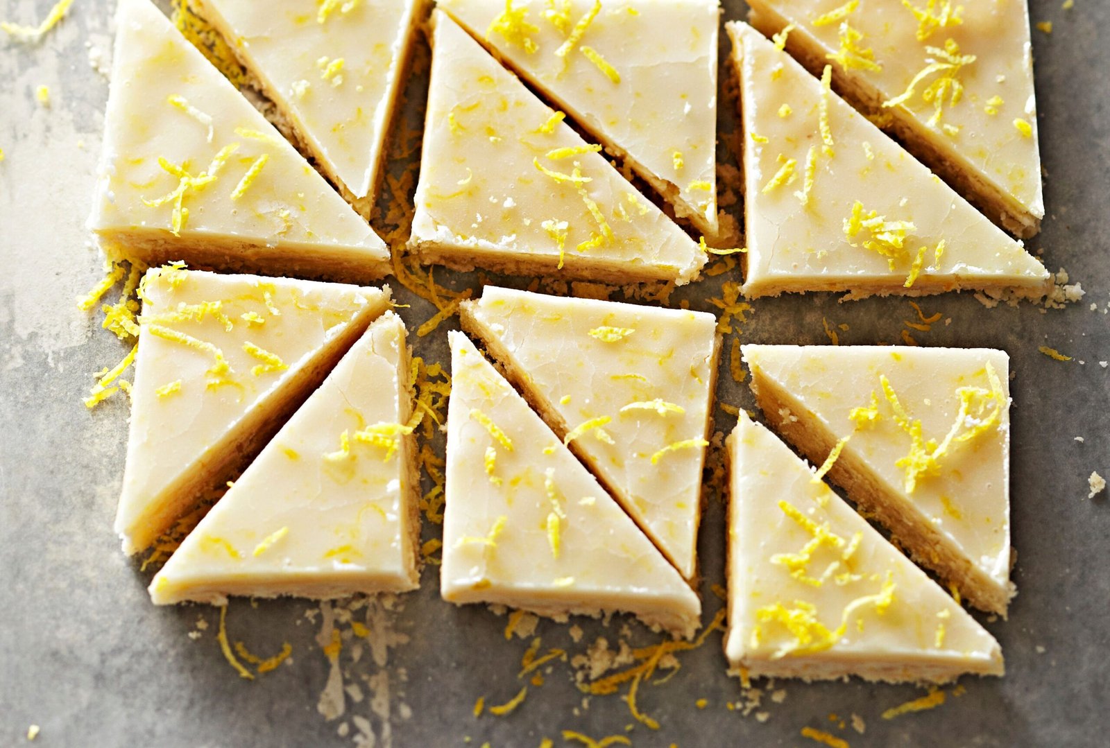 Lemony Glazed Shortbread Bars Recipe