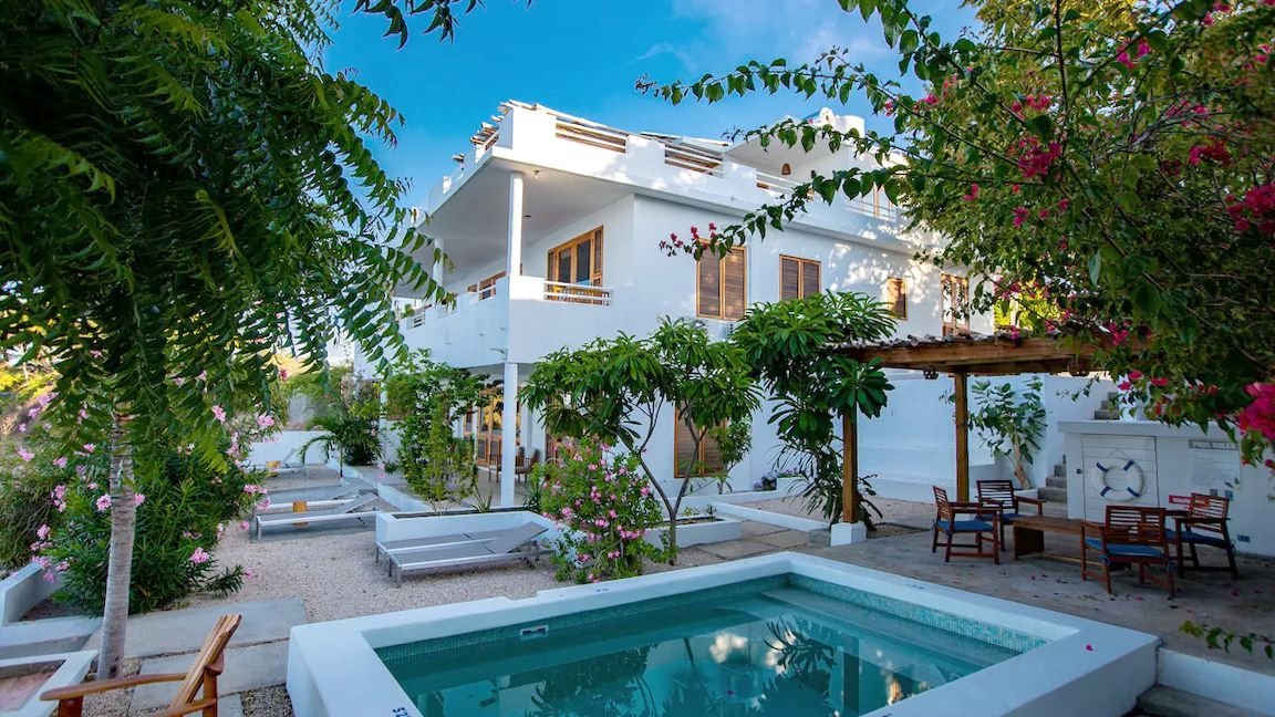 11 Best Villas in Jamaica for Island Vibes and High Design