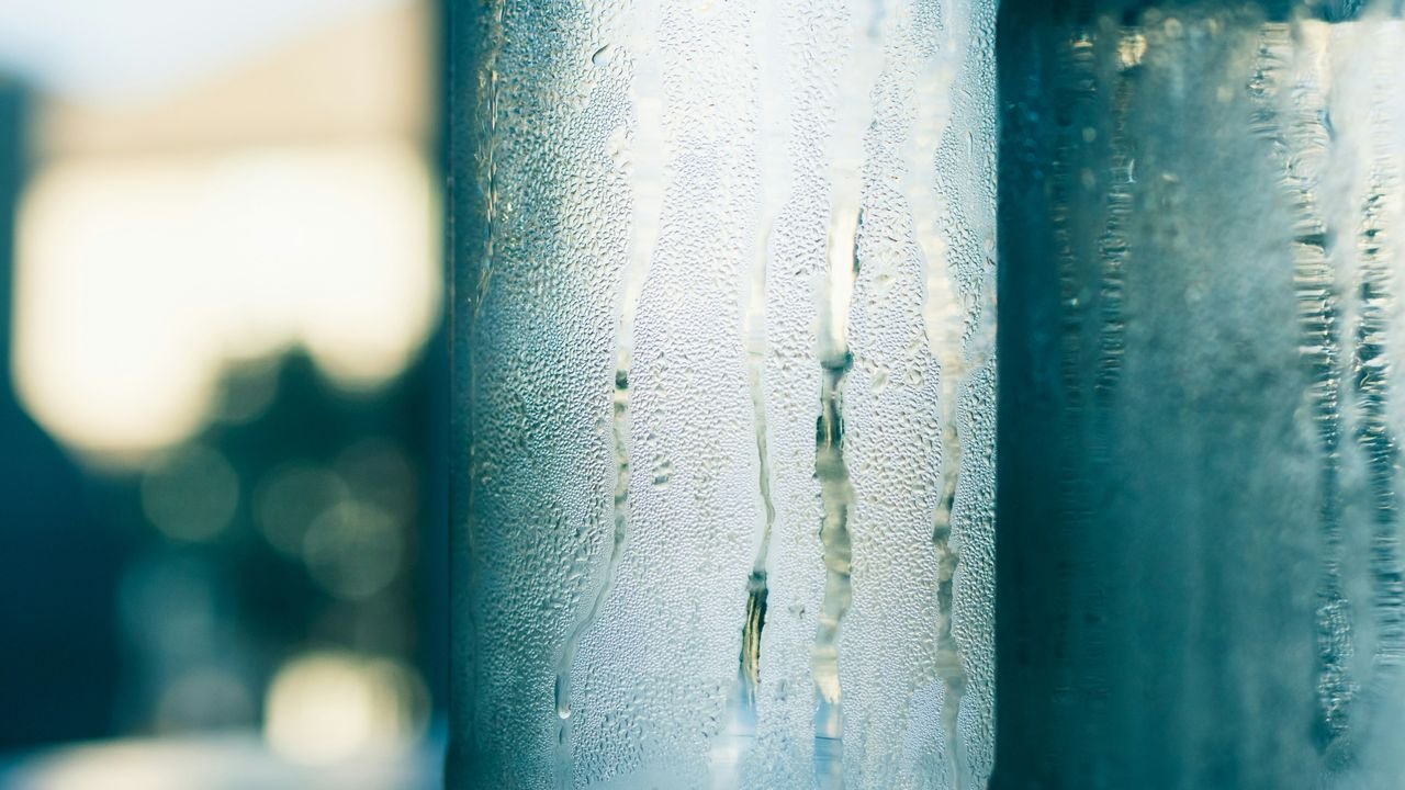 How to Stay Hydrated on Hot Summer Vacations, According to Experts