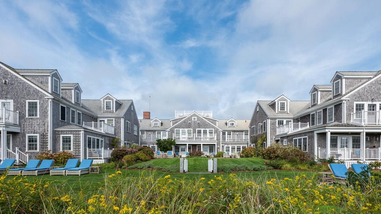 Our Guide to Nantucket’s Best Beaches, Restaurants, and Hotels