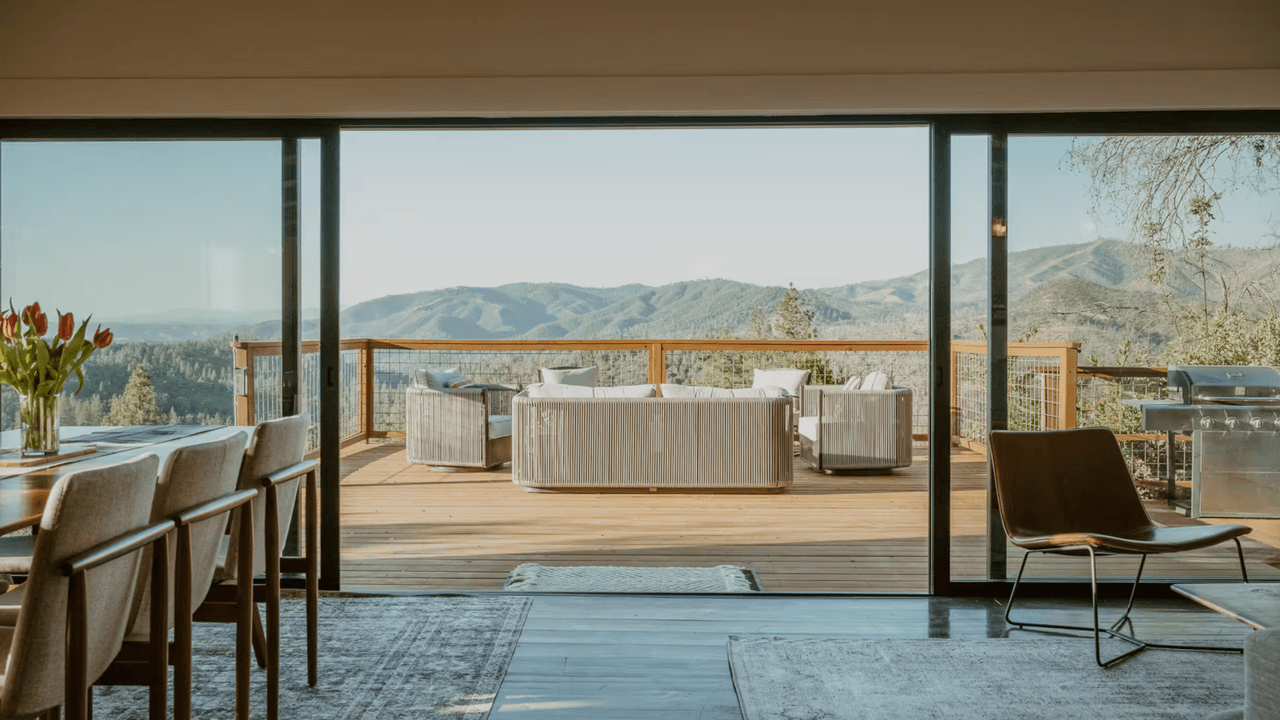 The Best Airbnbs Near Yosemite National Park for a One-of-a-Kind Getaway